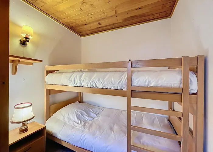 Romulus 1er Apartman